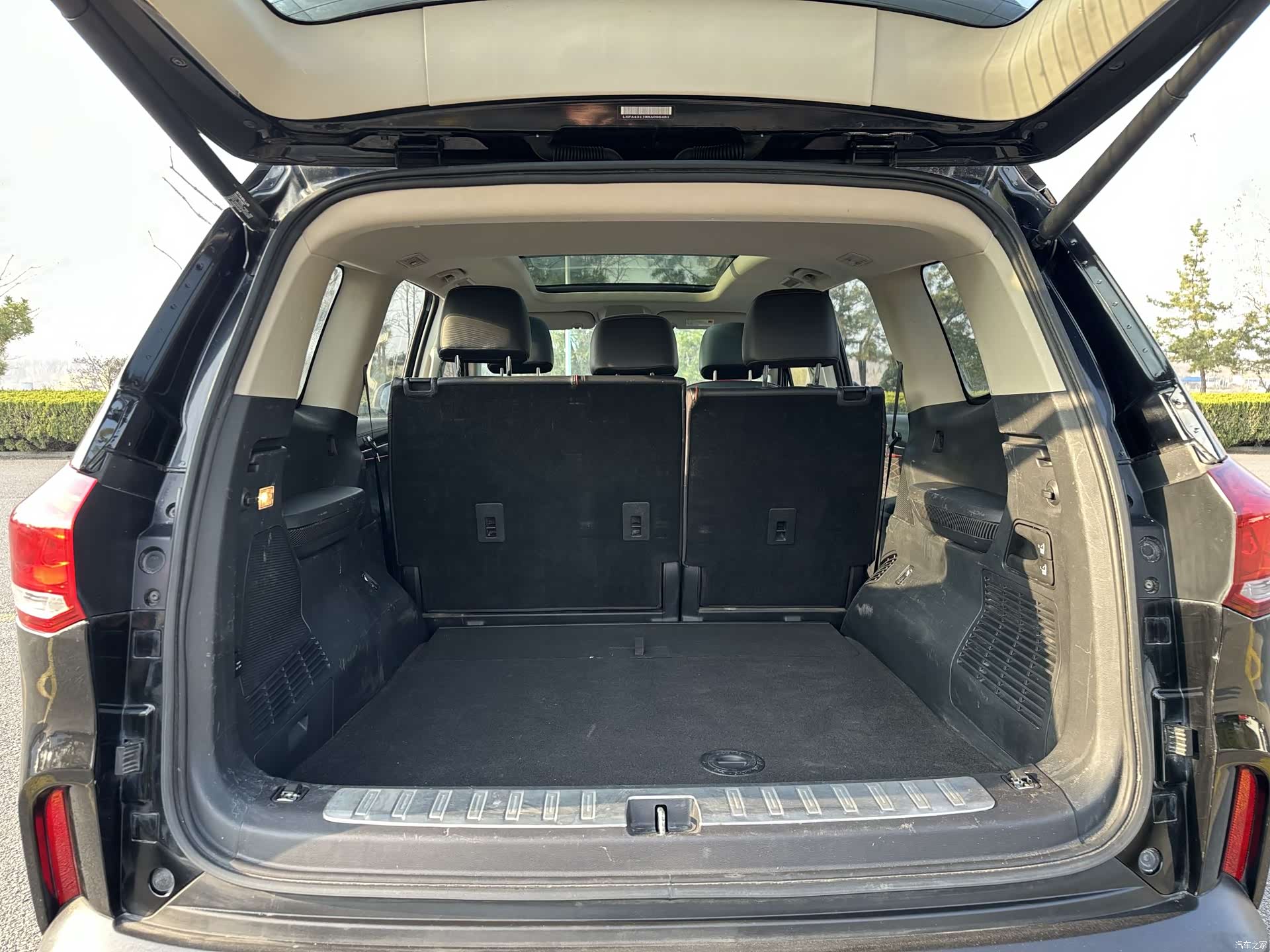 Maxus D90, 2019 6