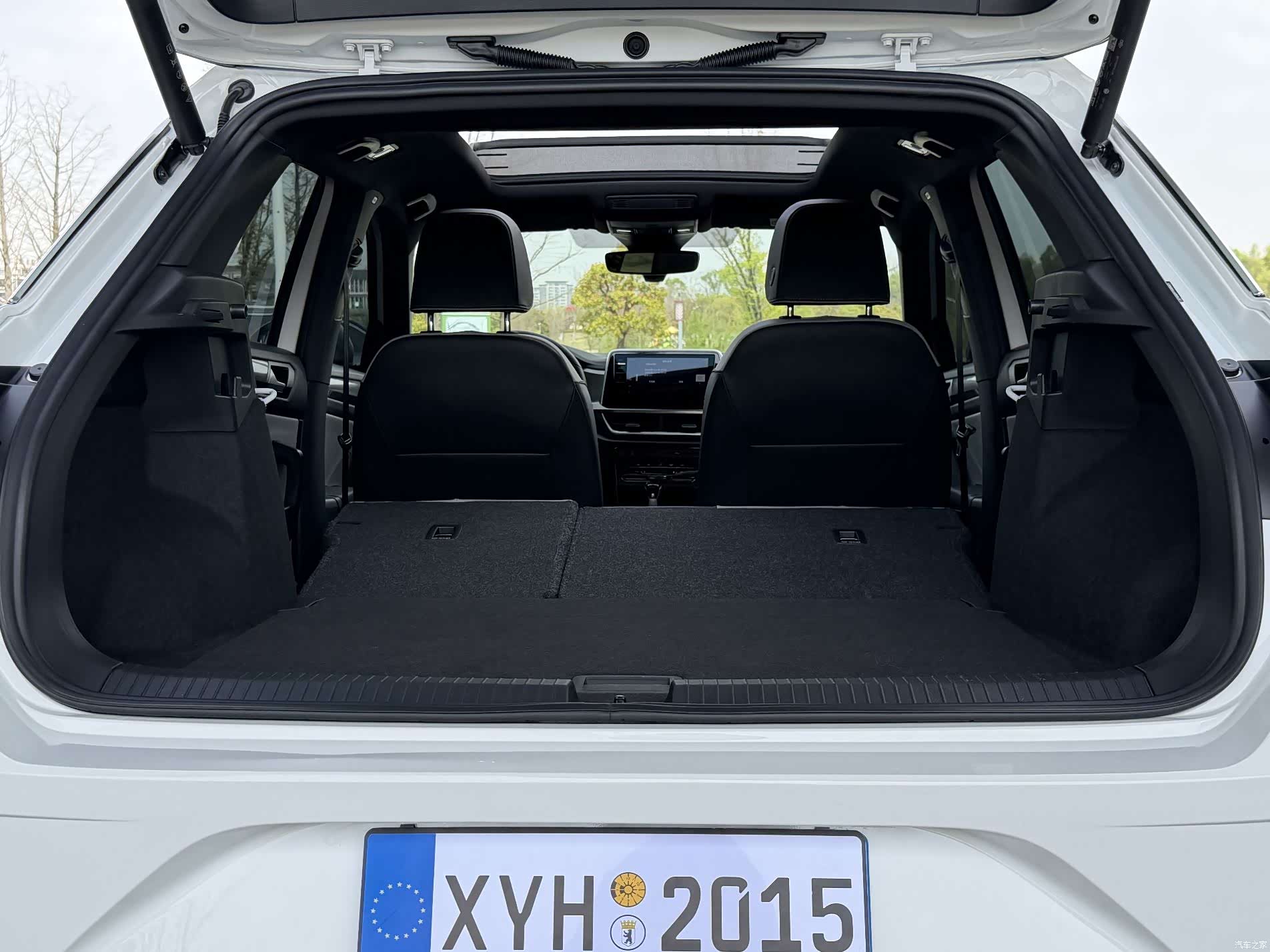 Volkswagen T-ROC, 2024 15