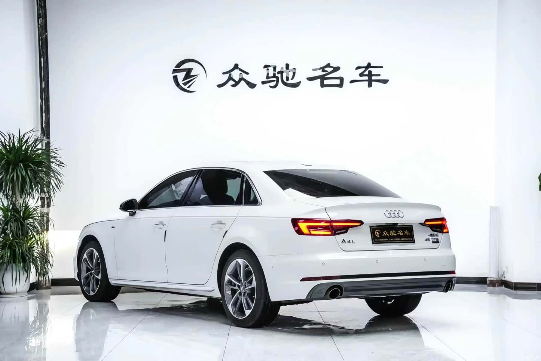 Audi A4L, 2018 12