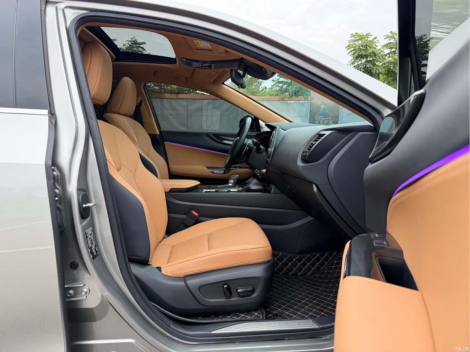 Lexus NX, 2022 14