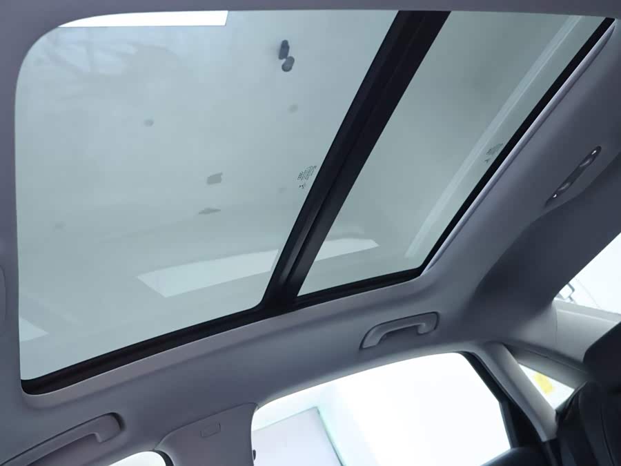 Audi A4L 2022, фото 19