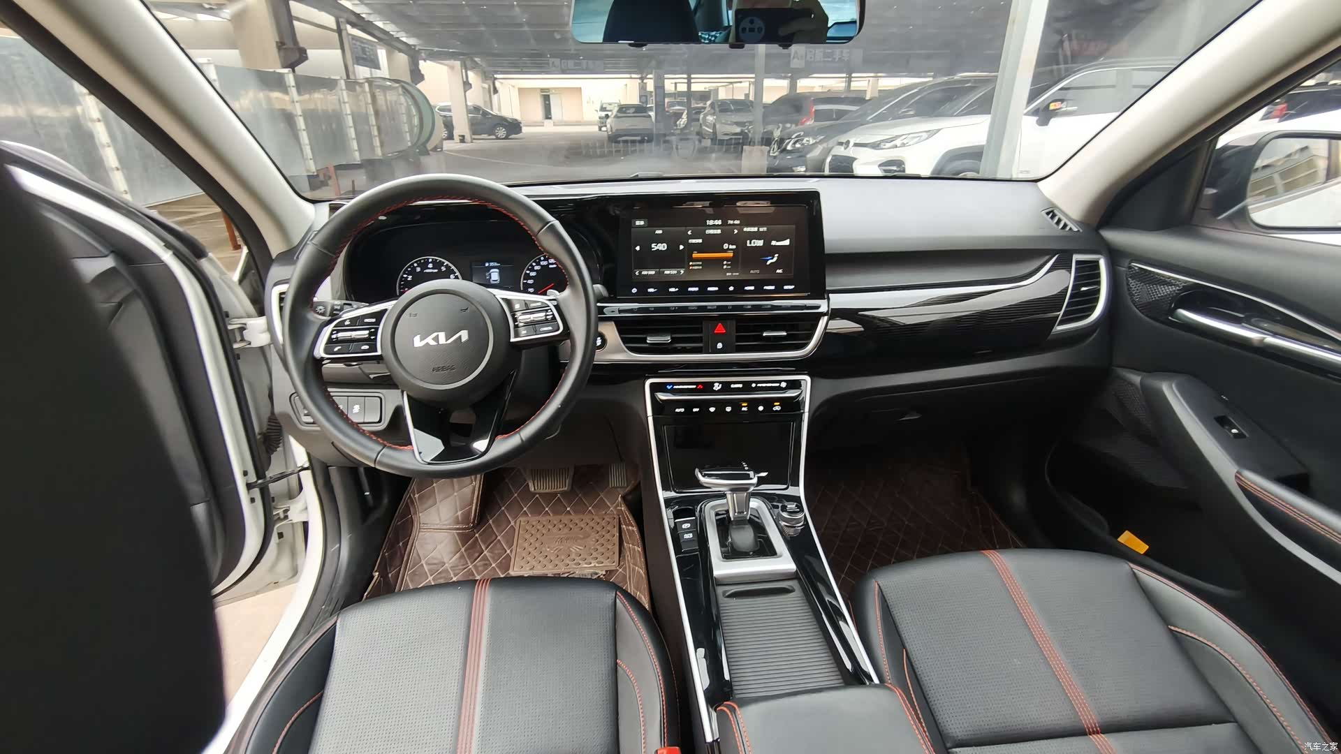 Kia KX3, 2022 12