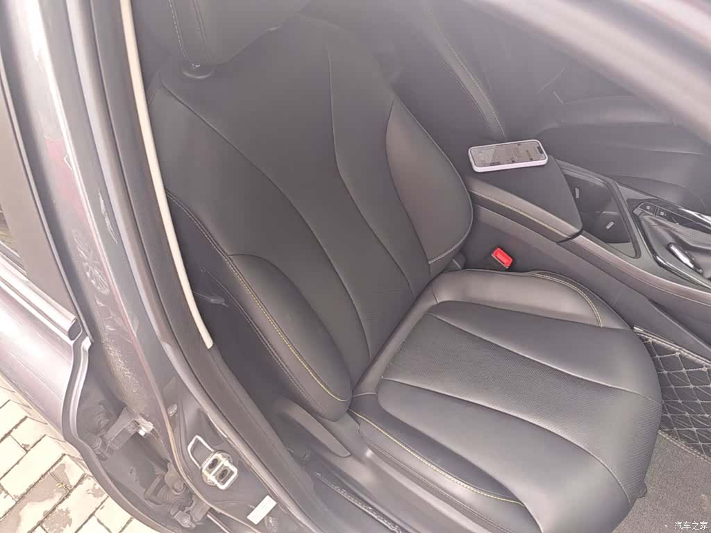 Roewe i5, 2022 25