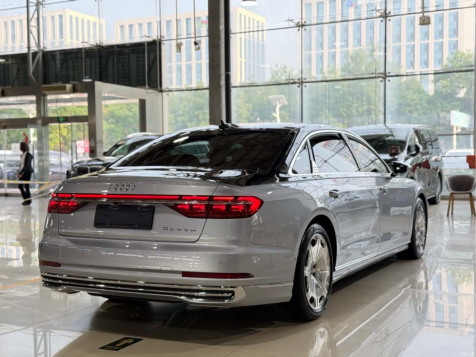 Audi A8L, 2024 7