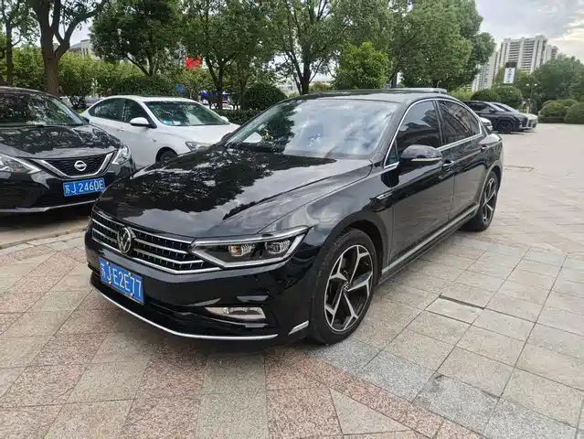Volkswagen Magotan 2024 — купить из Китая под заказ