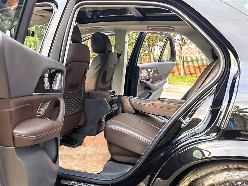 Mercedes-Benz GLE, 2020 10