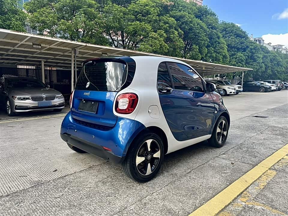 smart fortwo