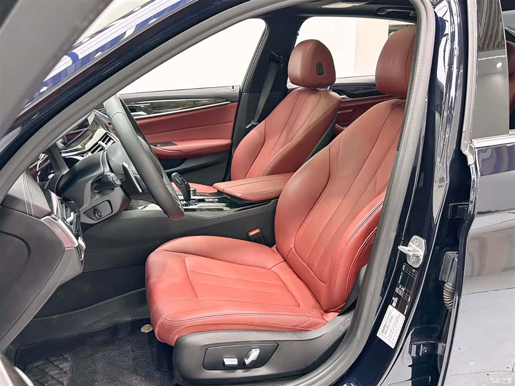 BMW 5 Series, 2020 8