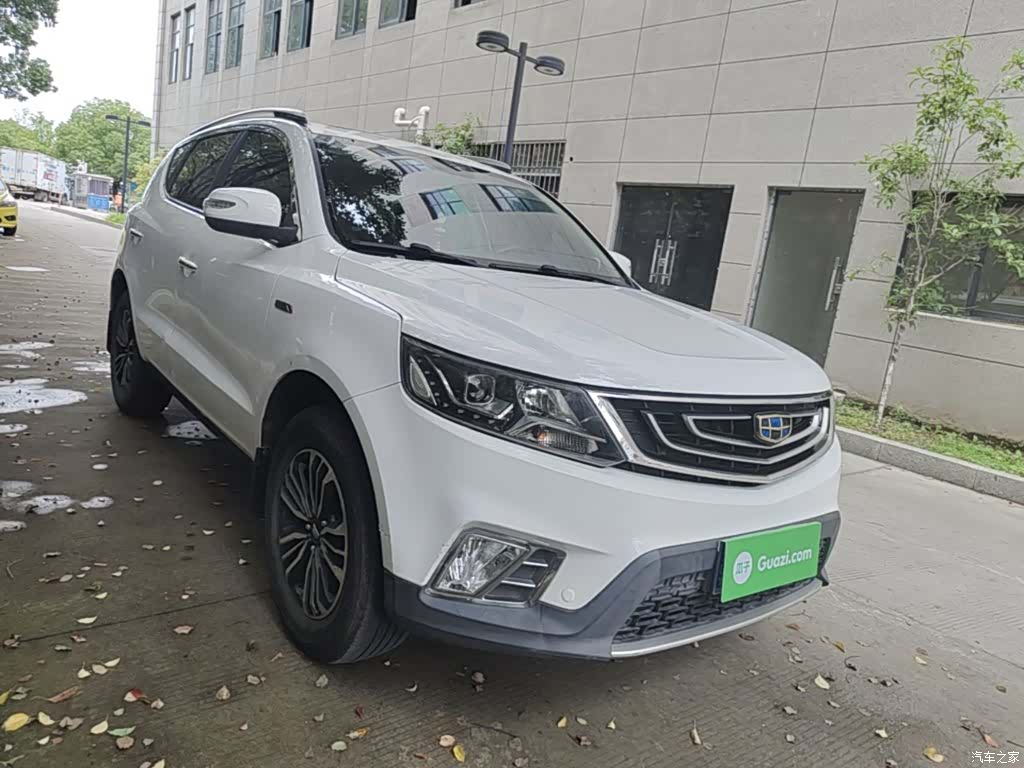 Geely X6, 2017 4