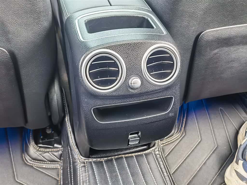 Mercedes-Benz GLC, 2020 25