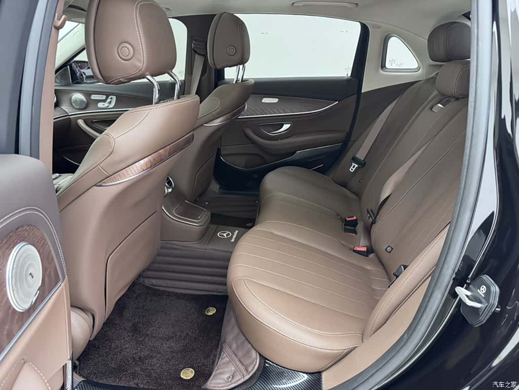 Mercedes-Benz E-Class, 2023 24