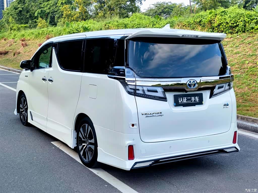 Toyota Vellfire, 2020 все фото