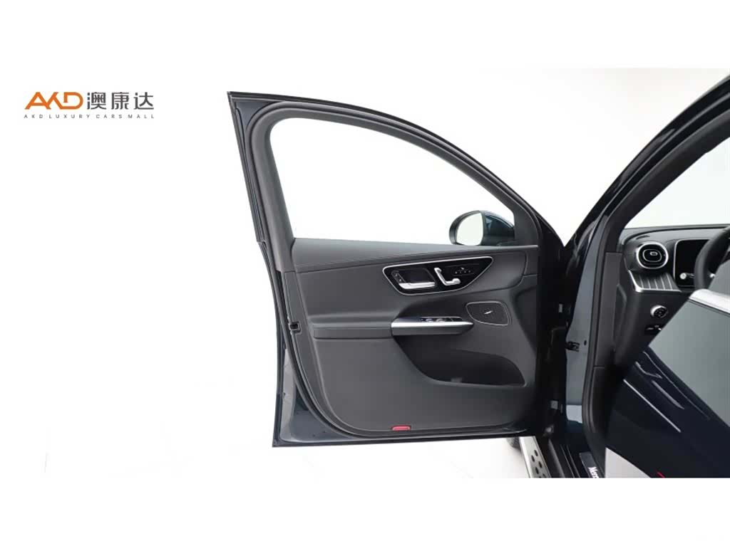 Mercedes-Benz GLC, 2023 10