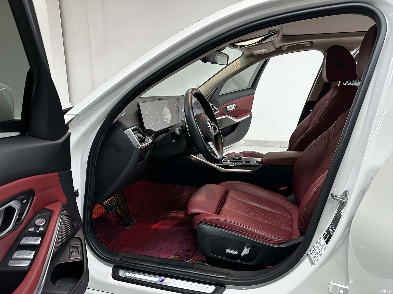 BMW 3 Series, 2023 7