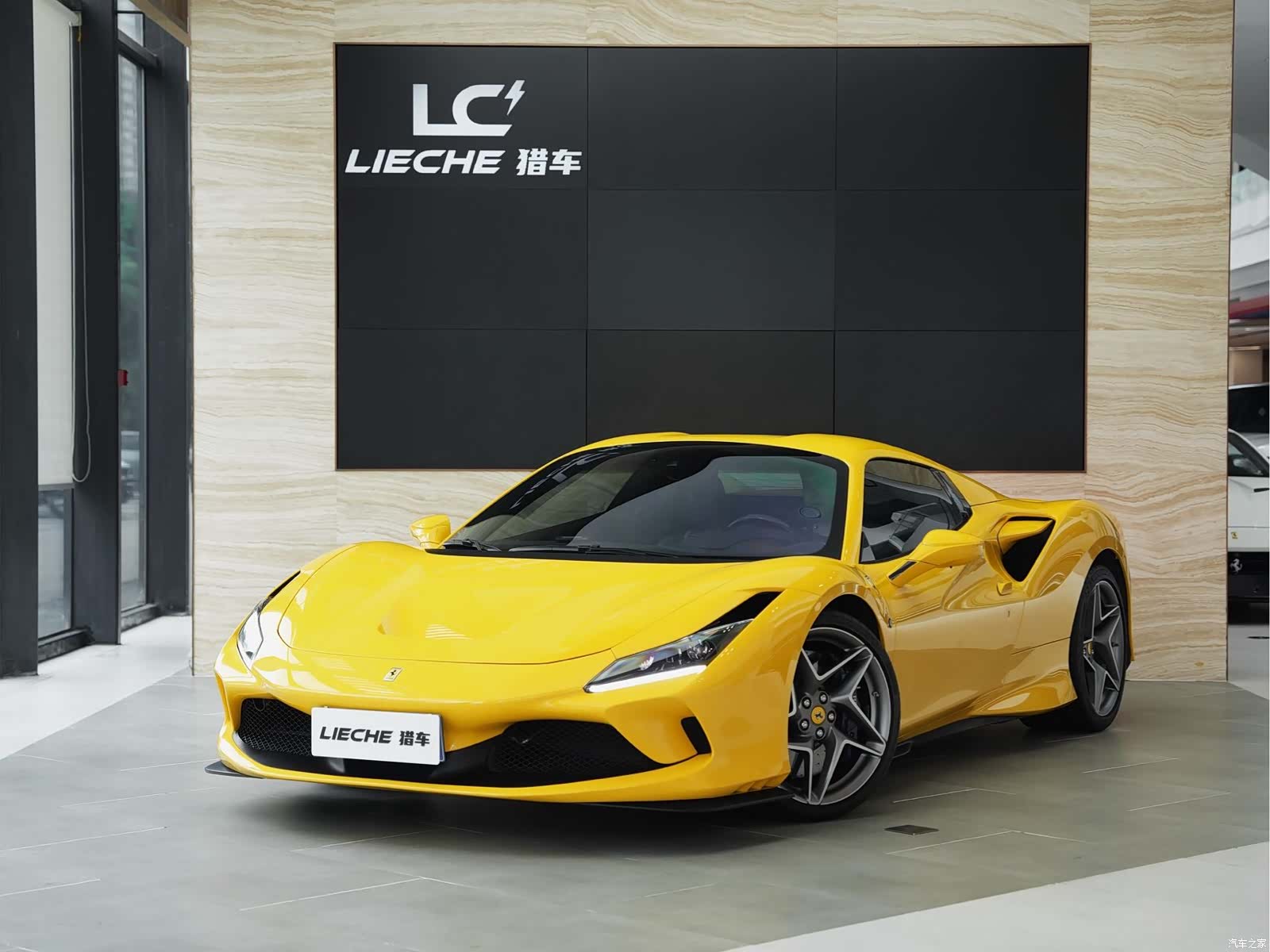 Ferrari F8, 2021 2