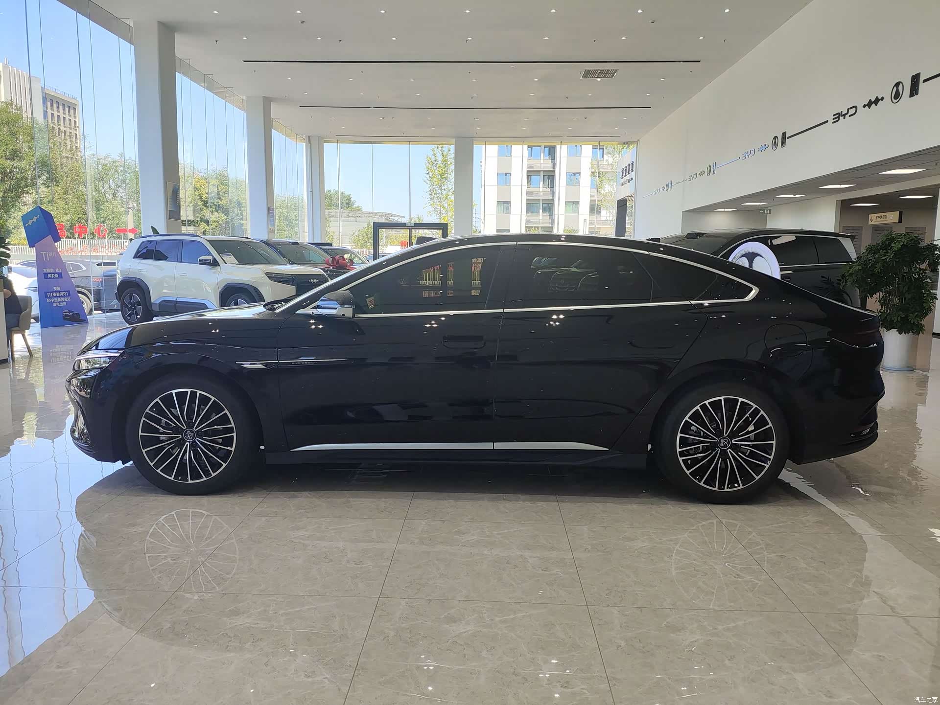 BYD Han, 2025 8