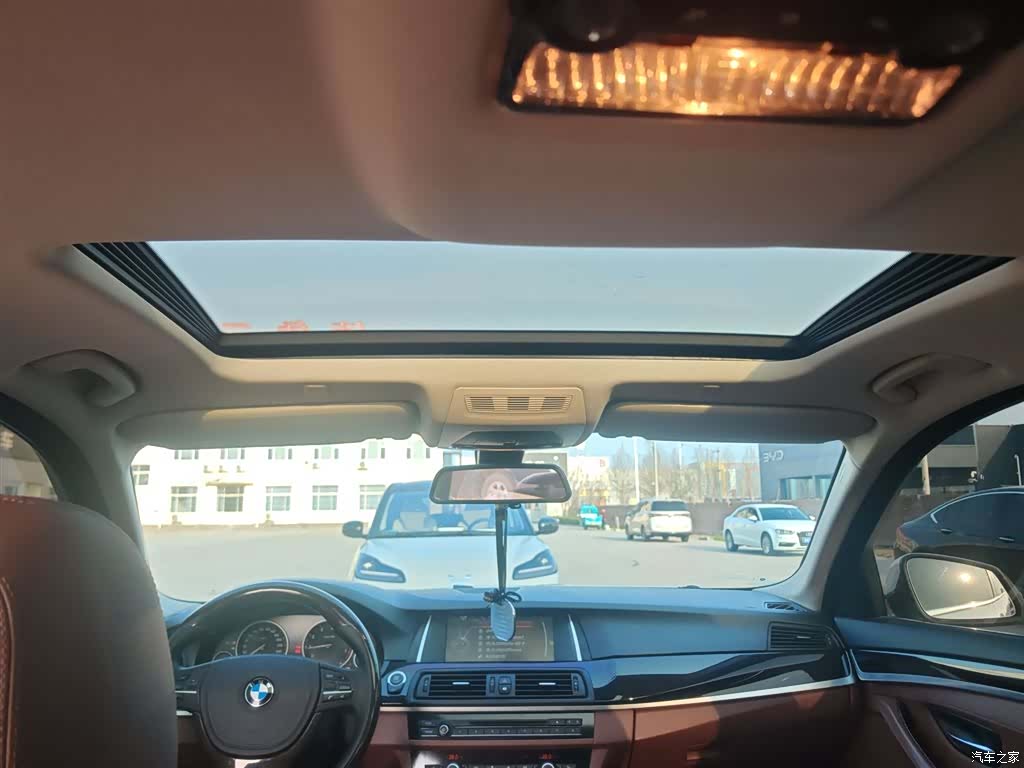 BMW 5 Series, 2015 18