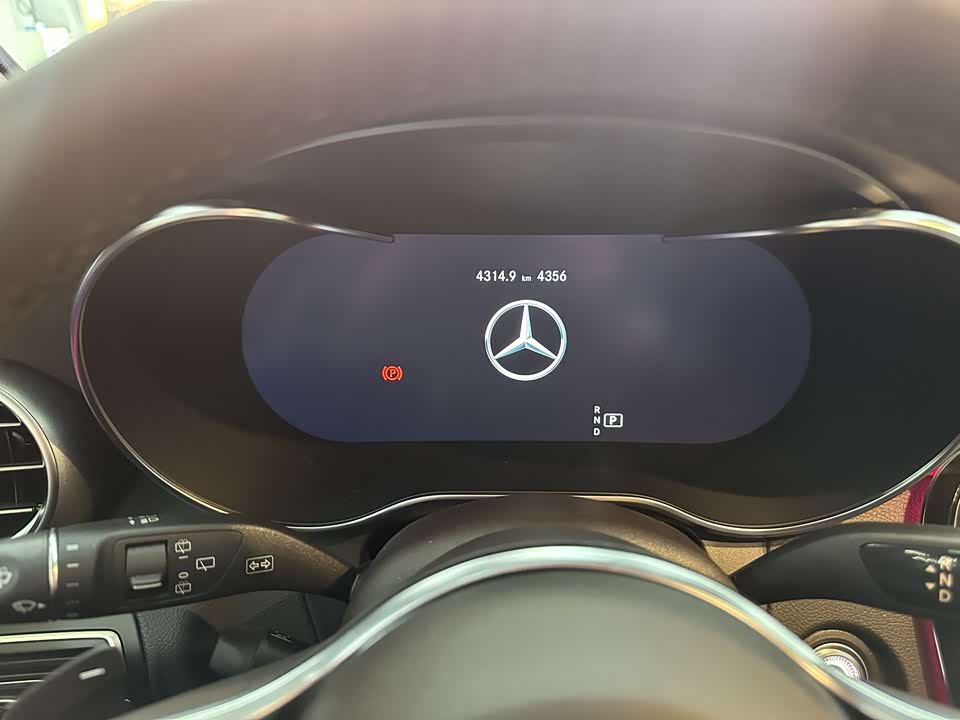 Mercedes-Benz GLC Mercedes-Benz GLC