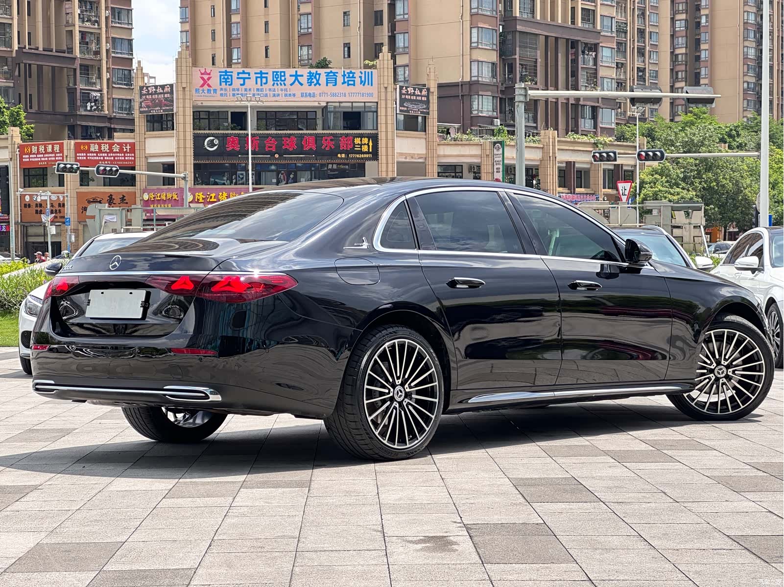 Mercedes-Benz E-Class, 2024 4