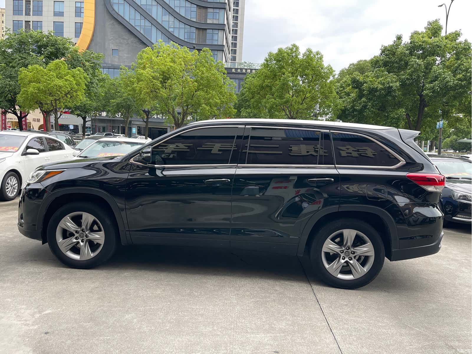 Toyota Highlander, 2020 все фото