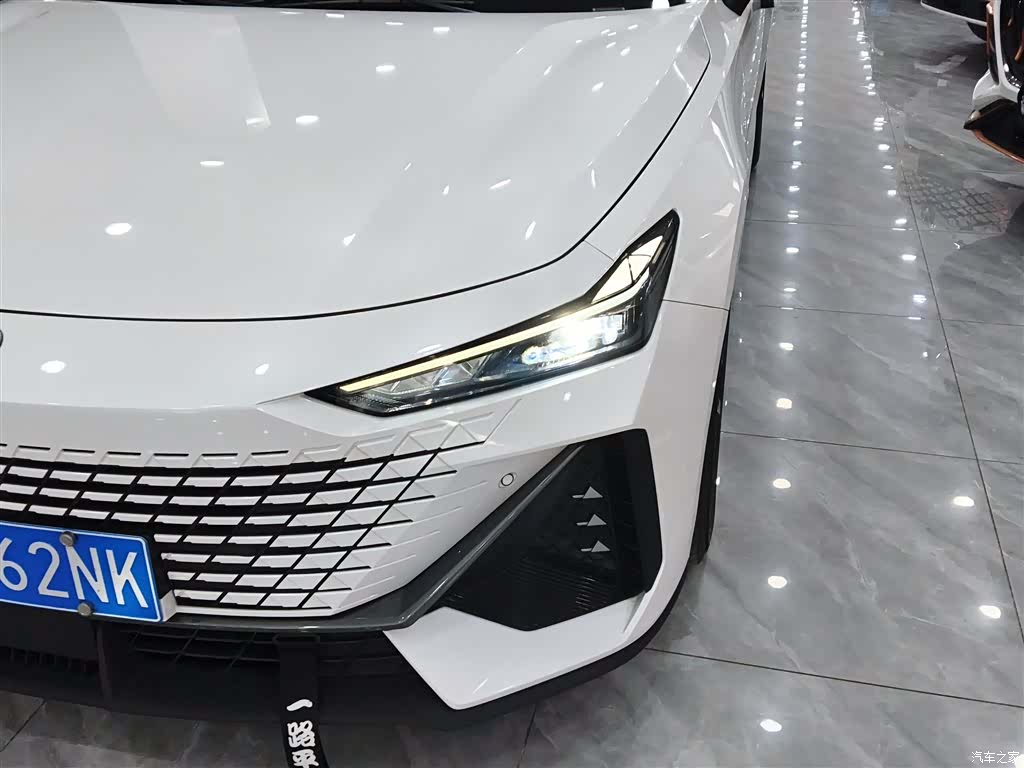 Changan UNI-V, 2023 18