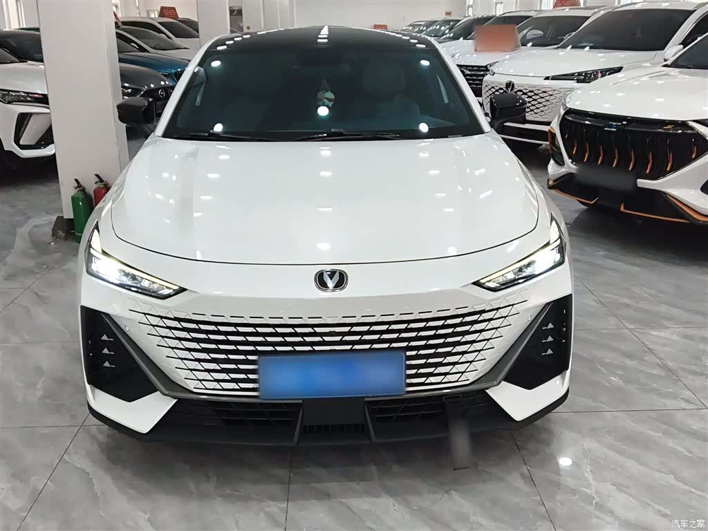 Changan UNI-V, 2023 3