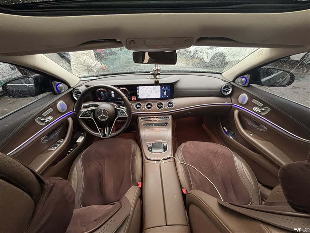 Mercedes-Benz E-Class, 2023 15