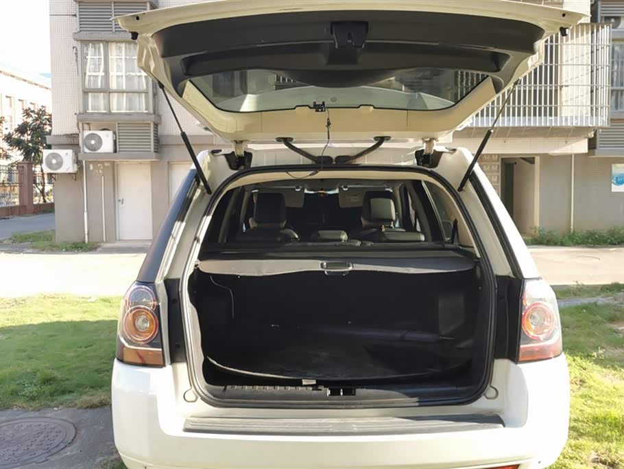 Land Rover Freelander 2