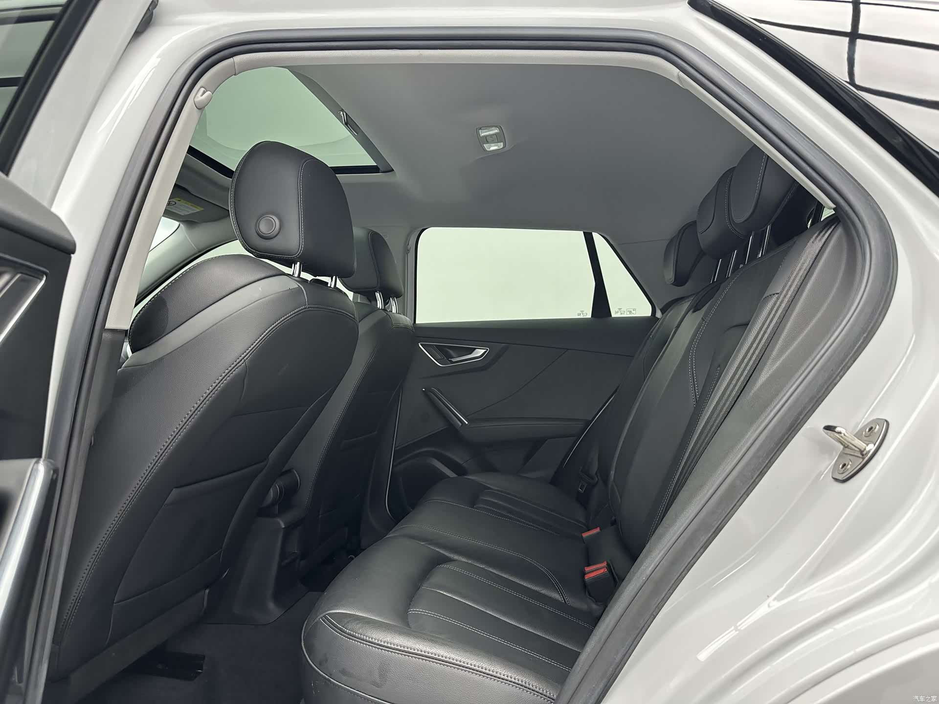 Audi Q2L, 2022 6