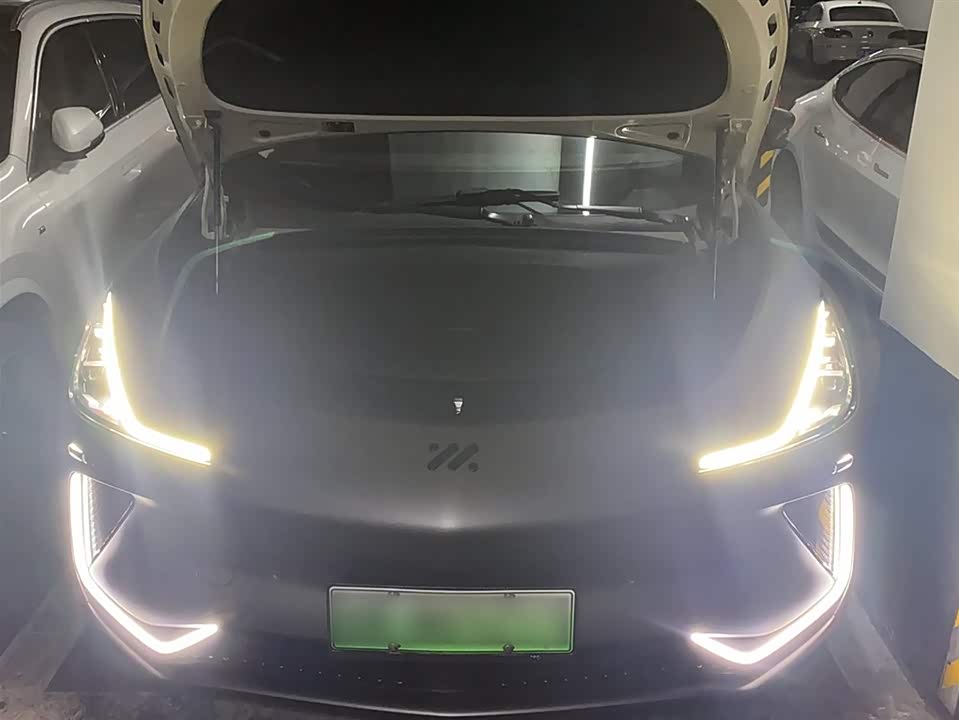 IM Motors Zhiji LS7