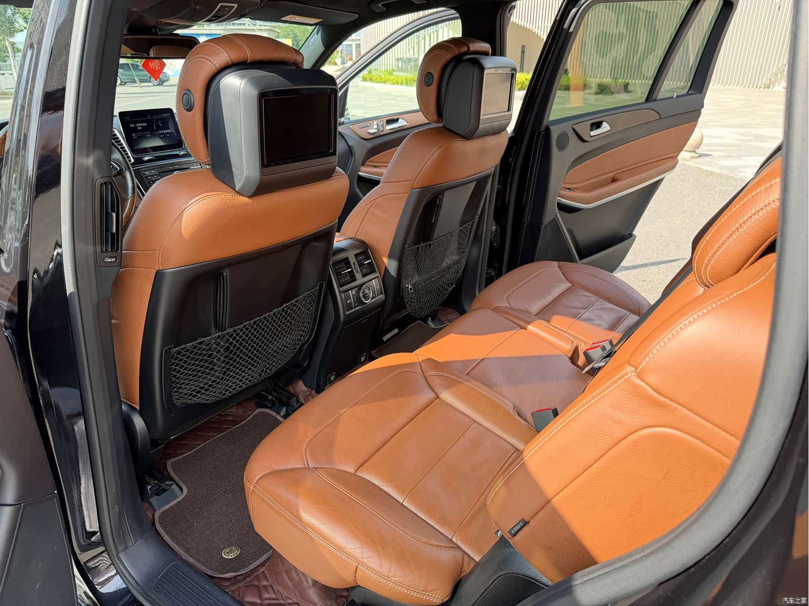 Mercedes-Benz GLS, 2016 11