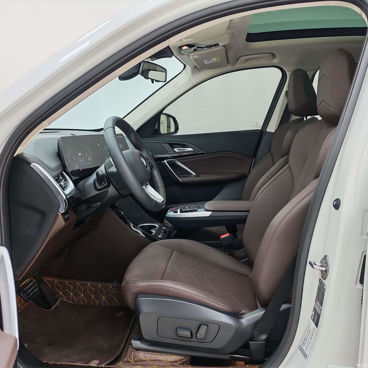 BMW X1, 2024 8