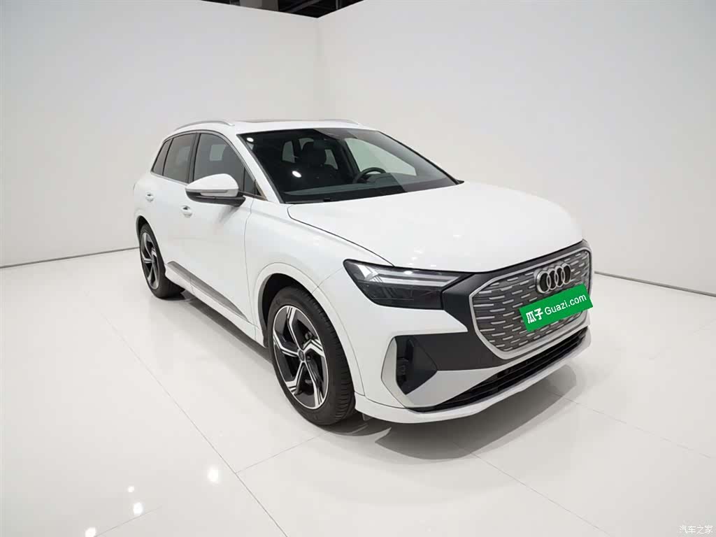 Audi Q4 e-tron, 2024 4