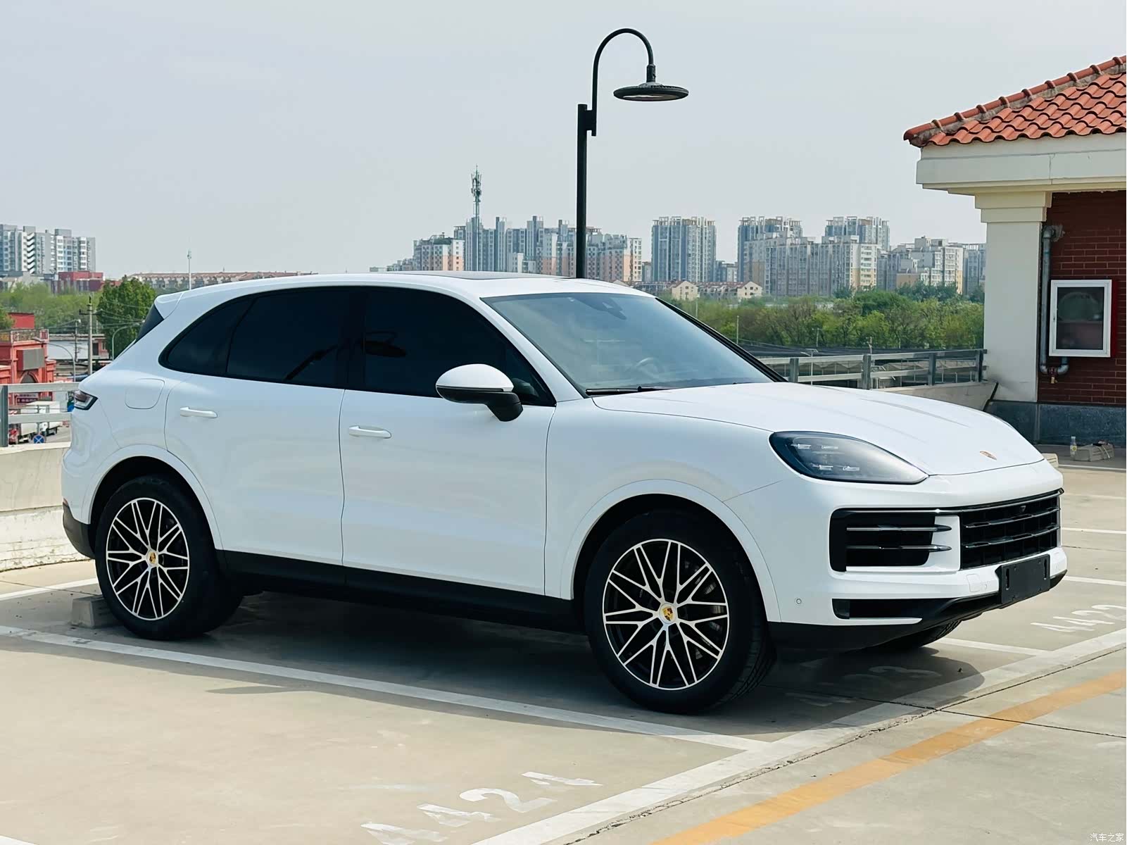 Porsche Cayenne, 2024 3