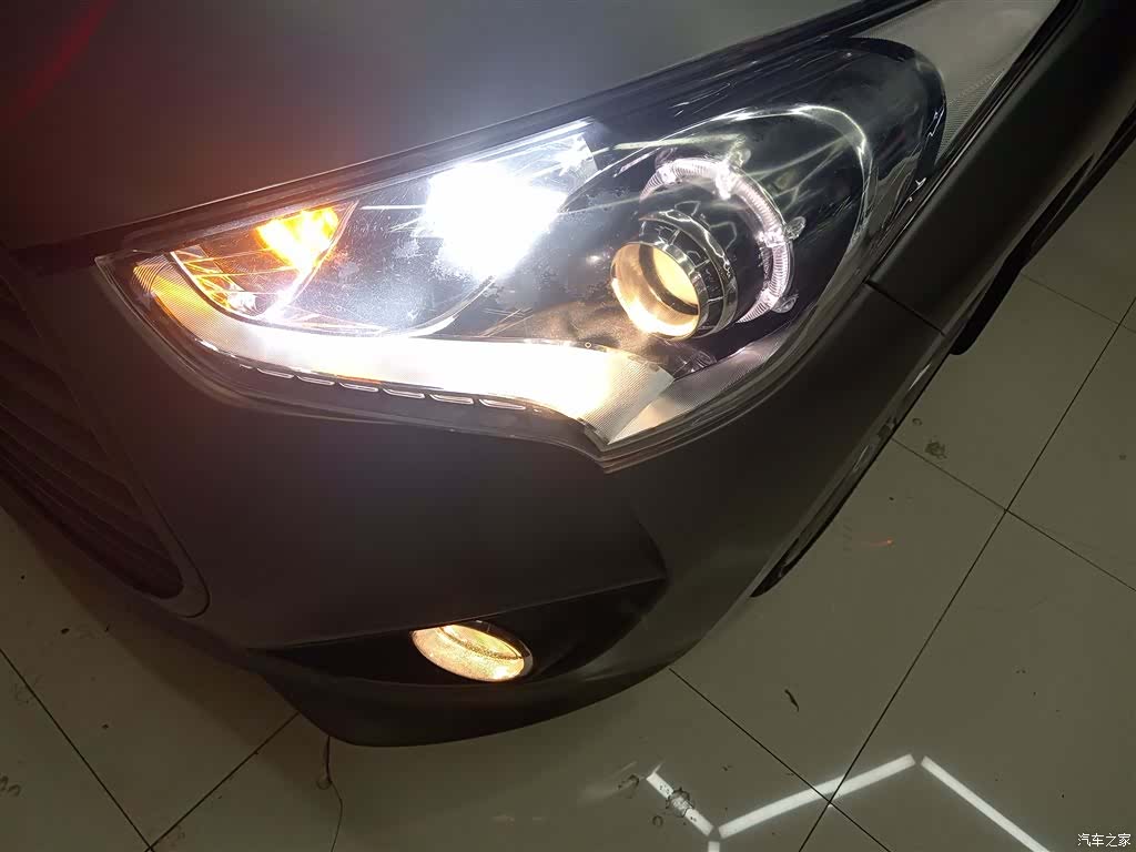 Hyundai Veloster, 2017 24