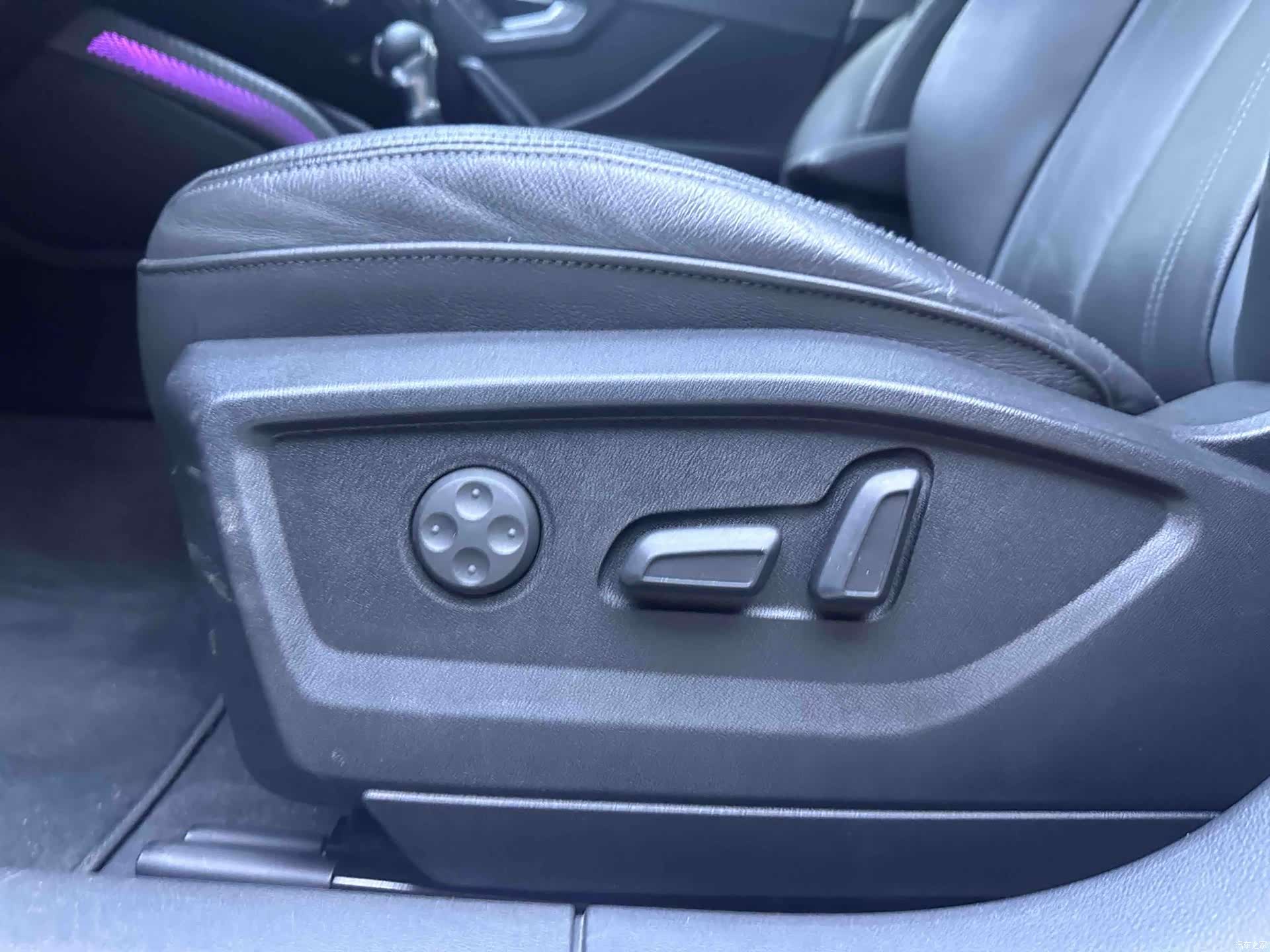 Audi Q2L, 2022 17