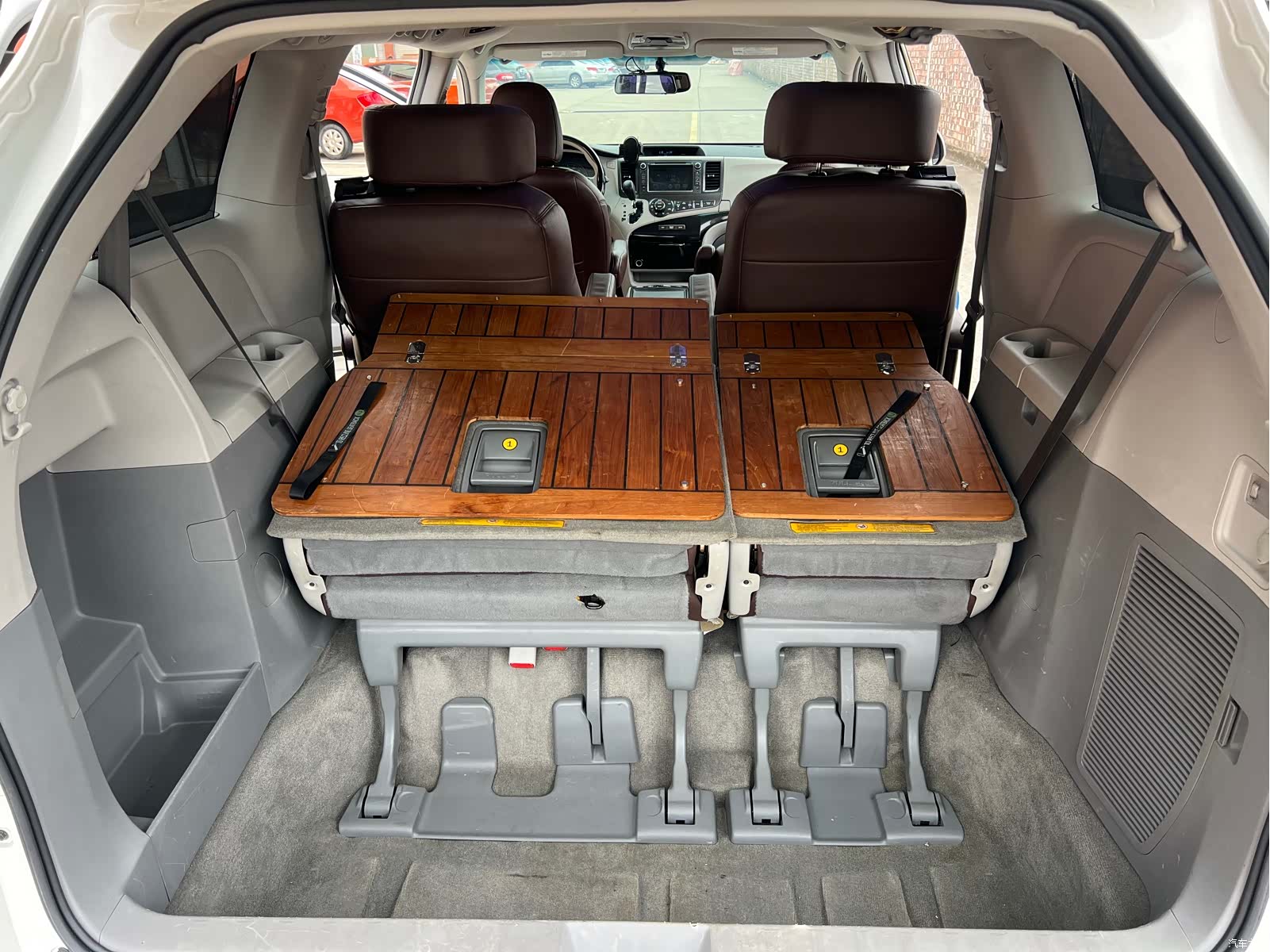 Toyota Sienna, 2016 14