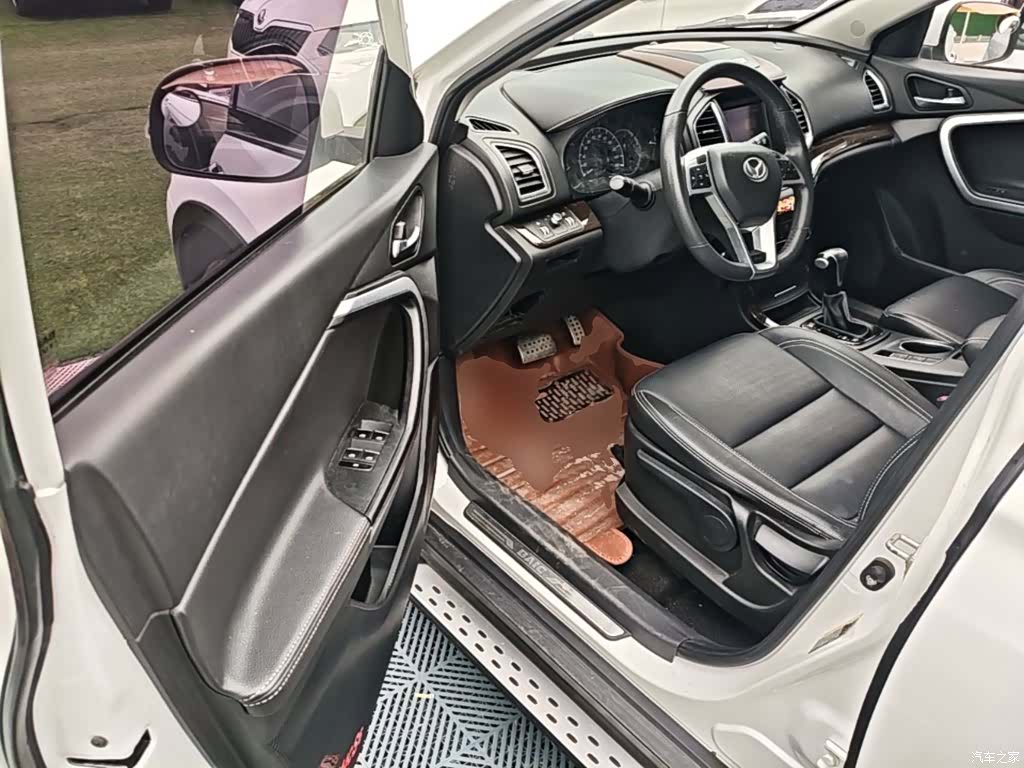 BAIC S6, 2017 16