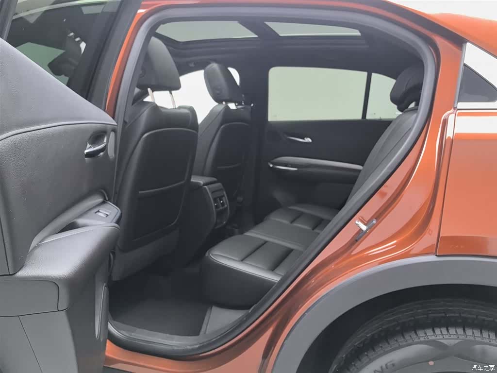 Cadillac XT4, 2019 15