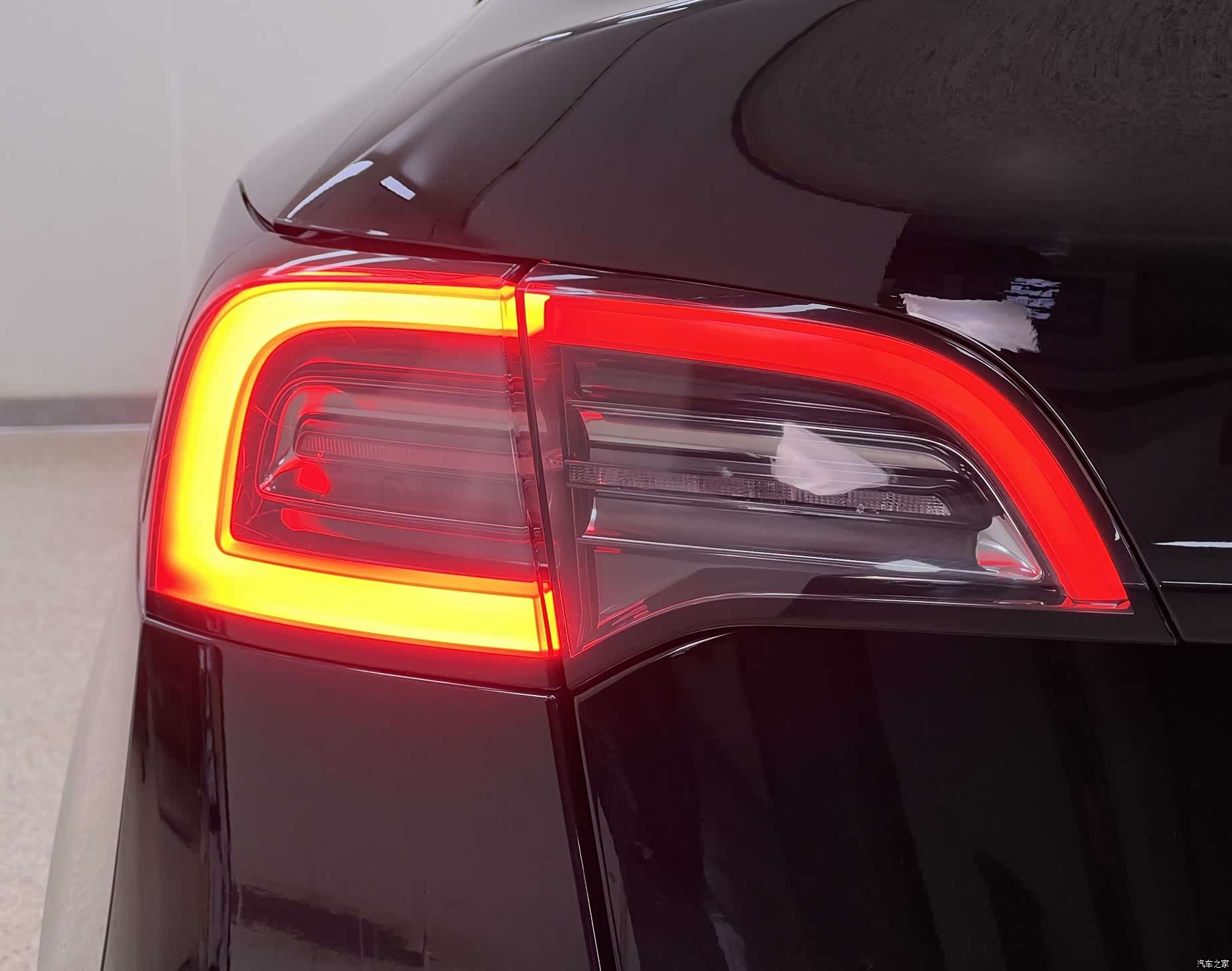Tesla Model Y, 2022 26