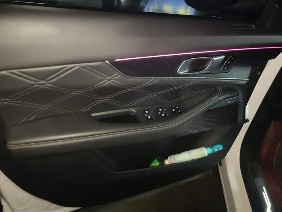 Changan UNI-K Smart iDD