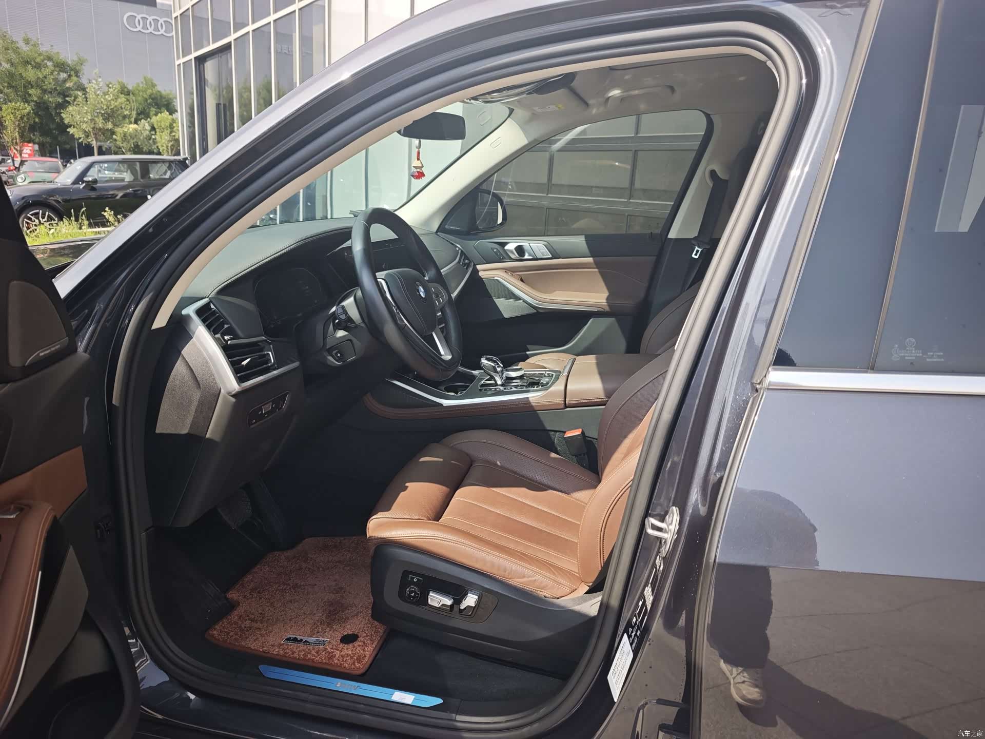 BMW X7, 2021 10