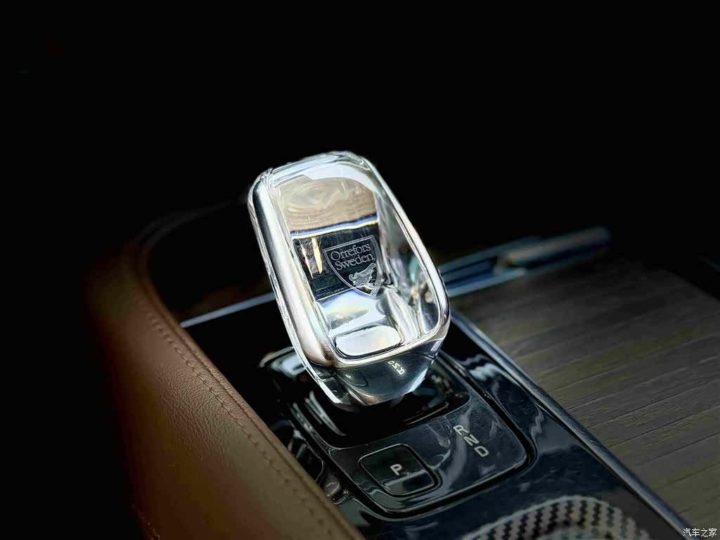 Volvo S90, 2023 все фото