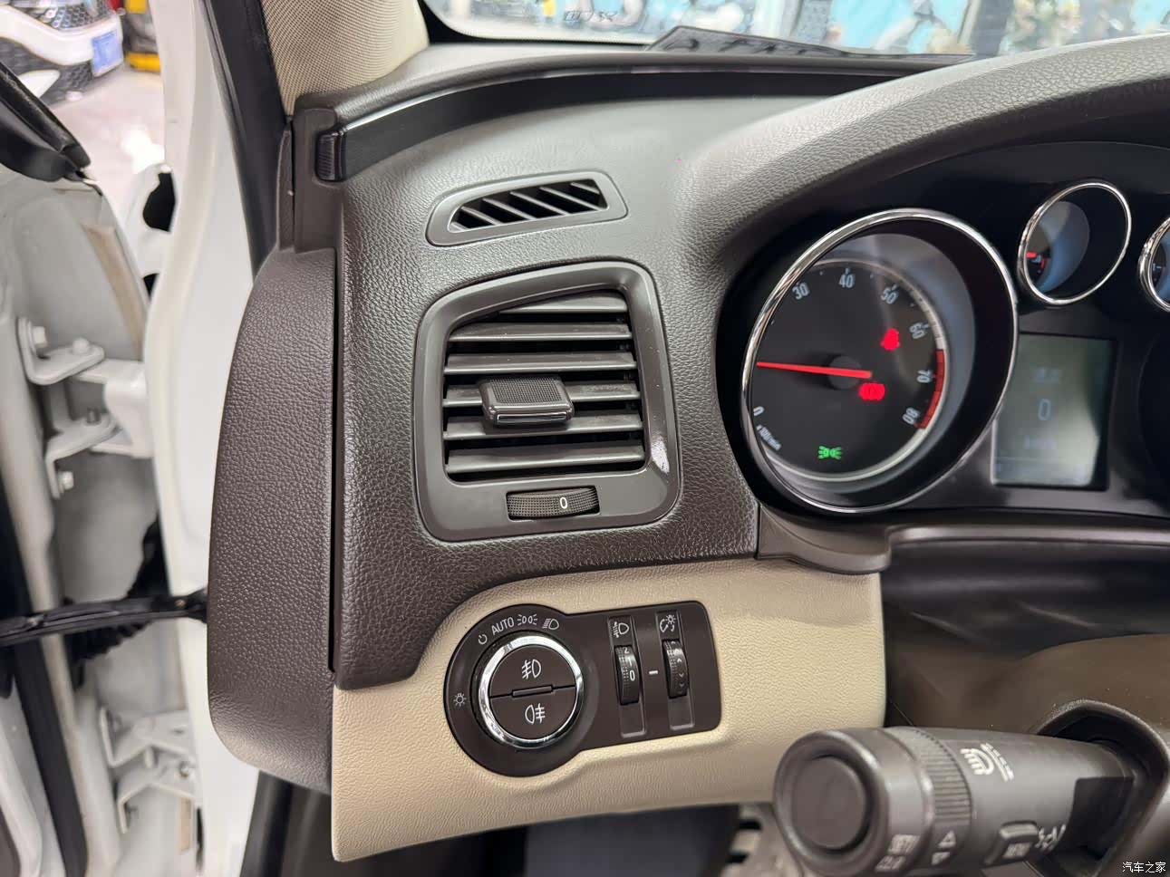 Buick Regal, 2015 18