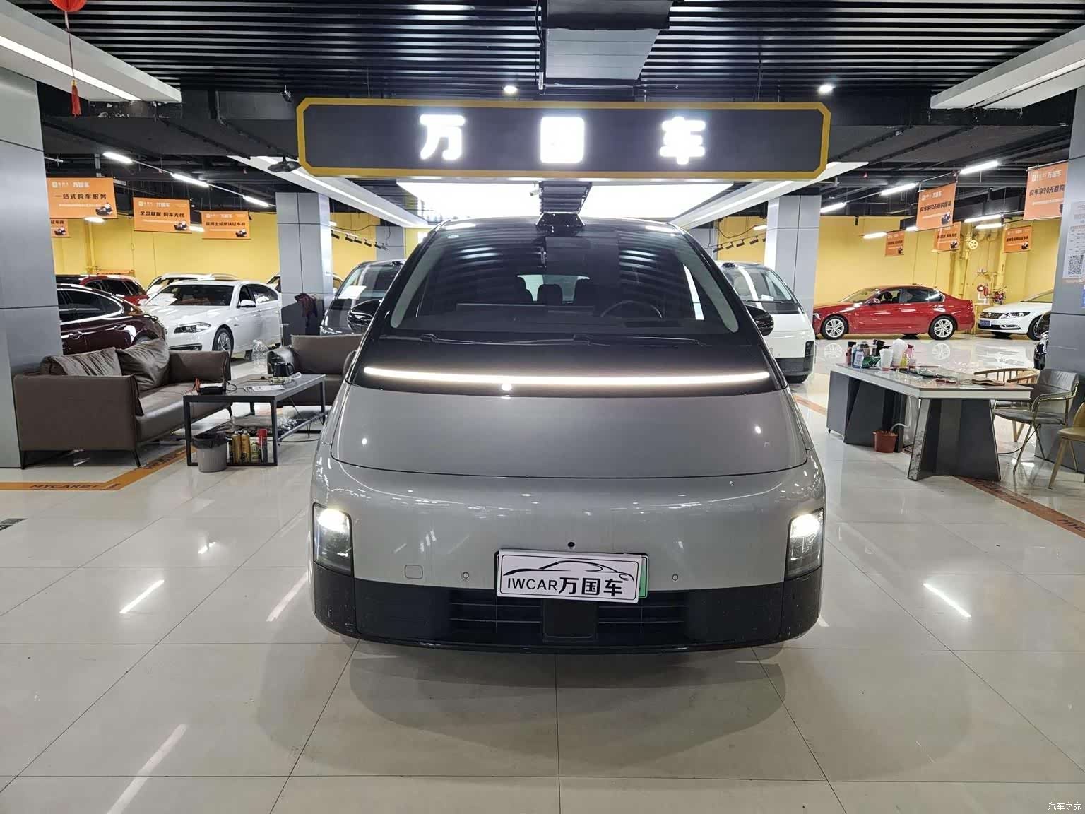 Li Auto MEGA, 2024 1