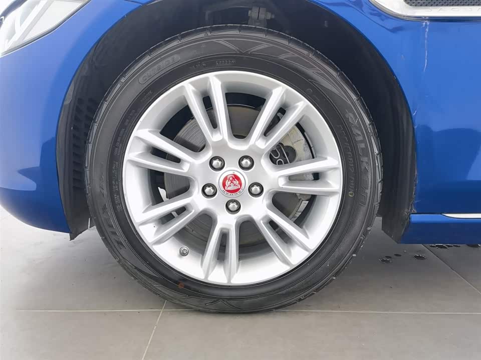 Jaguar XEL Jaguar XEL