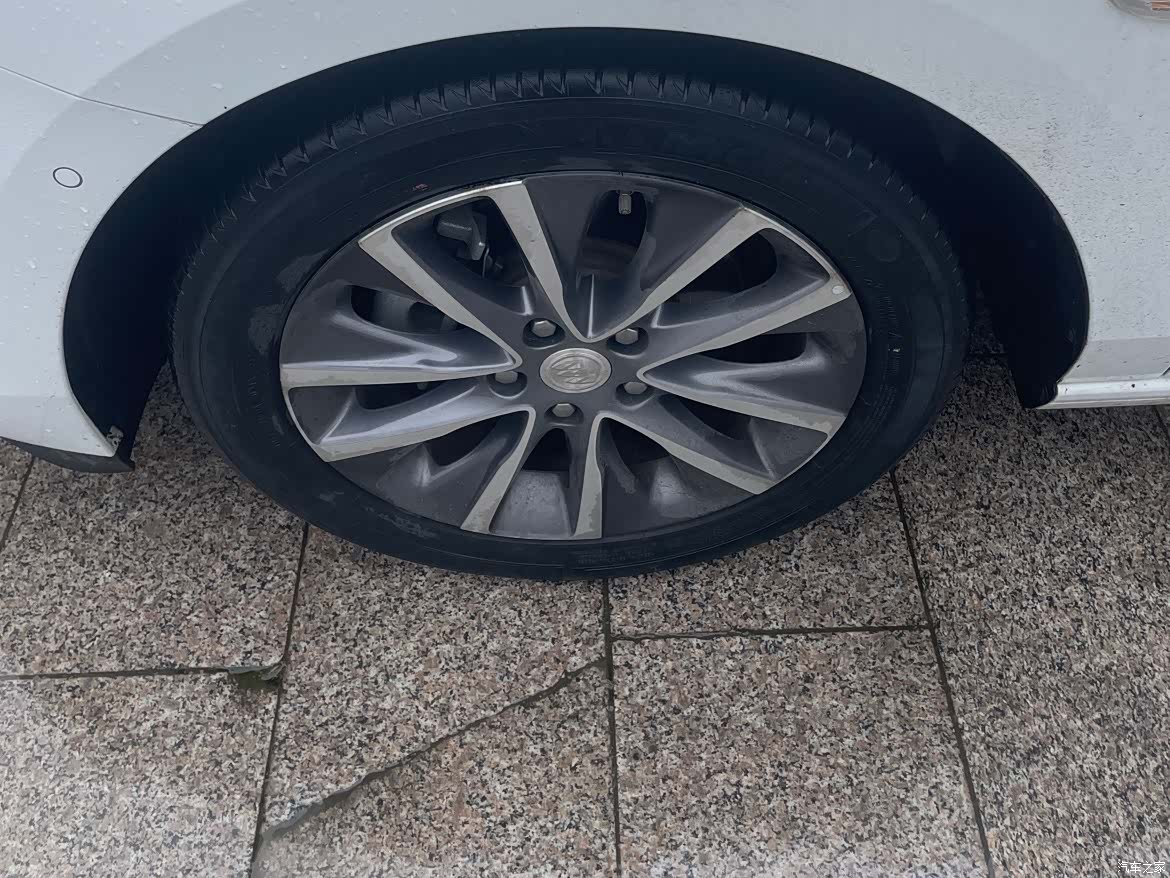 Buick GL6, 2021 6