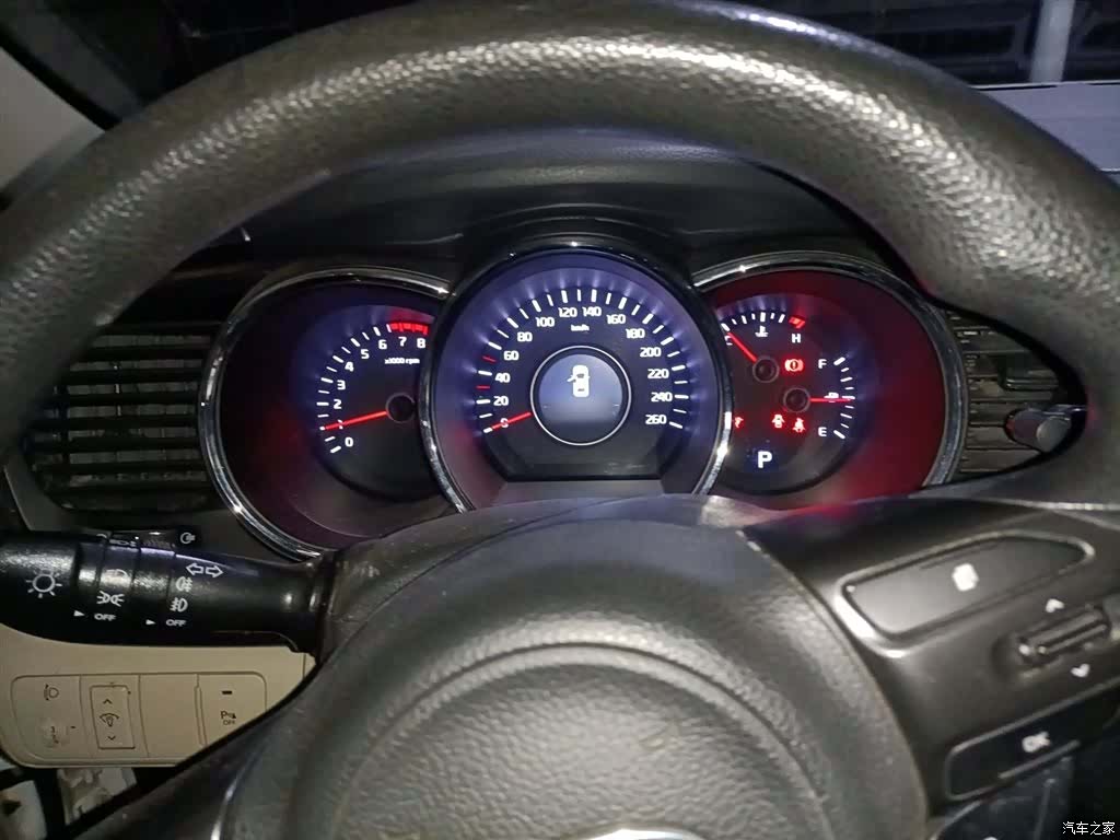 Kia K5, 2014 4