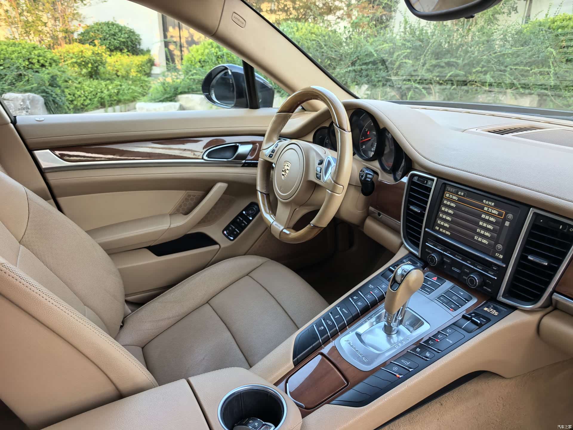 Porsche Panamera, 2011 11