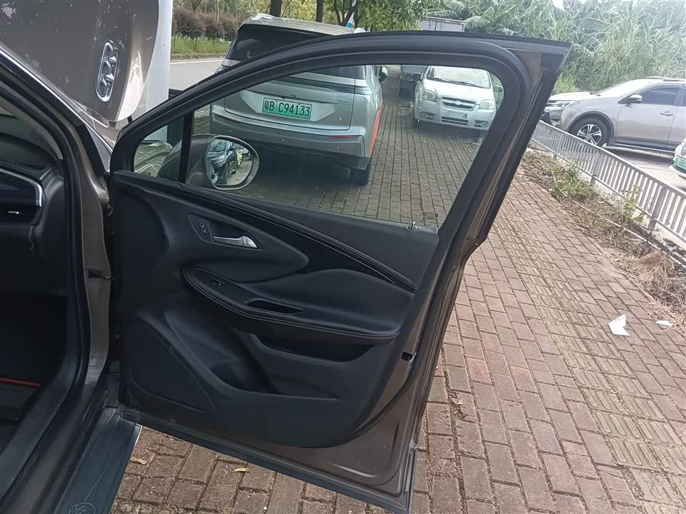 Buick Angkewei Plus Buick Angkewei Plus